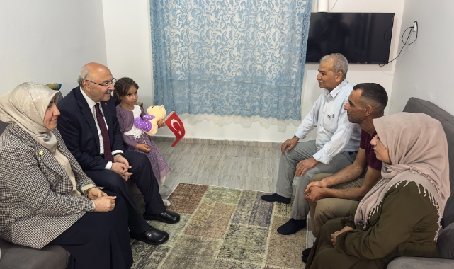 Adana Valiliği Görme Engelli Vatandaşın Evini Onardı