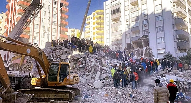 Deprem Davasında 42 Cana 21 Yıl Hapis Verildi