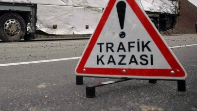 Geri Manevra Yaparken 5 İşçiye Çarptı