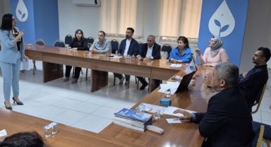 Etkili İletişim Uzmanı Pekduraner’den Deva Partisi’ne Etkili İletişim Eğitimi