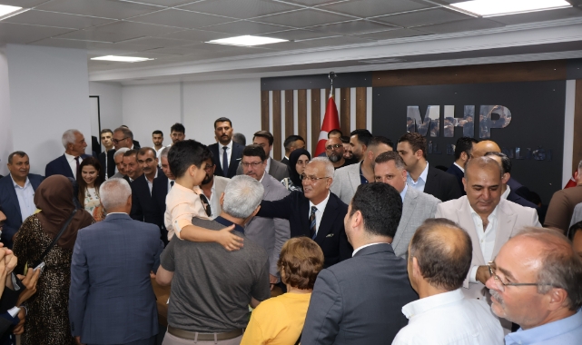 MHP Adana’da Bayram Coşkusu