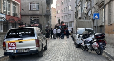 Sinir Krizi Geçirip Evi Ateşe Verdi!