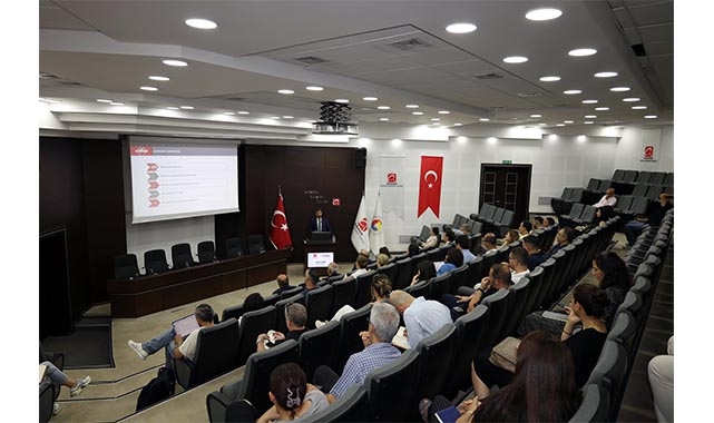 Türk Eximbank Destekleri Bilgilendirme Toplantısı ADASO'da Gerçekleştirildi