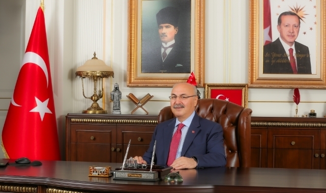 Vali Köşger:''Babalarımız Gerçek Kahramanlardır''