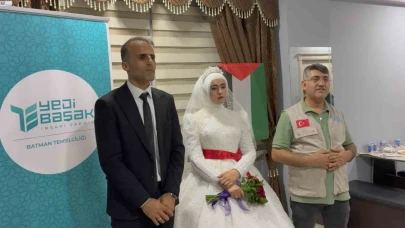 Düğün Sofralarını Gazze İle Paylaştılar