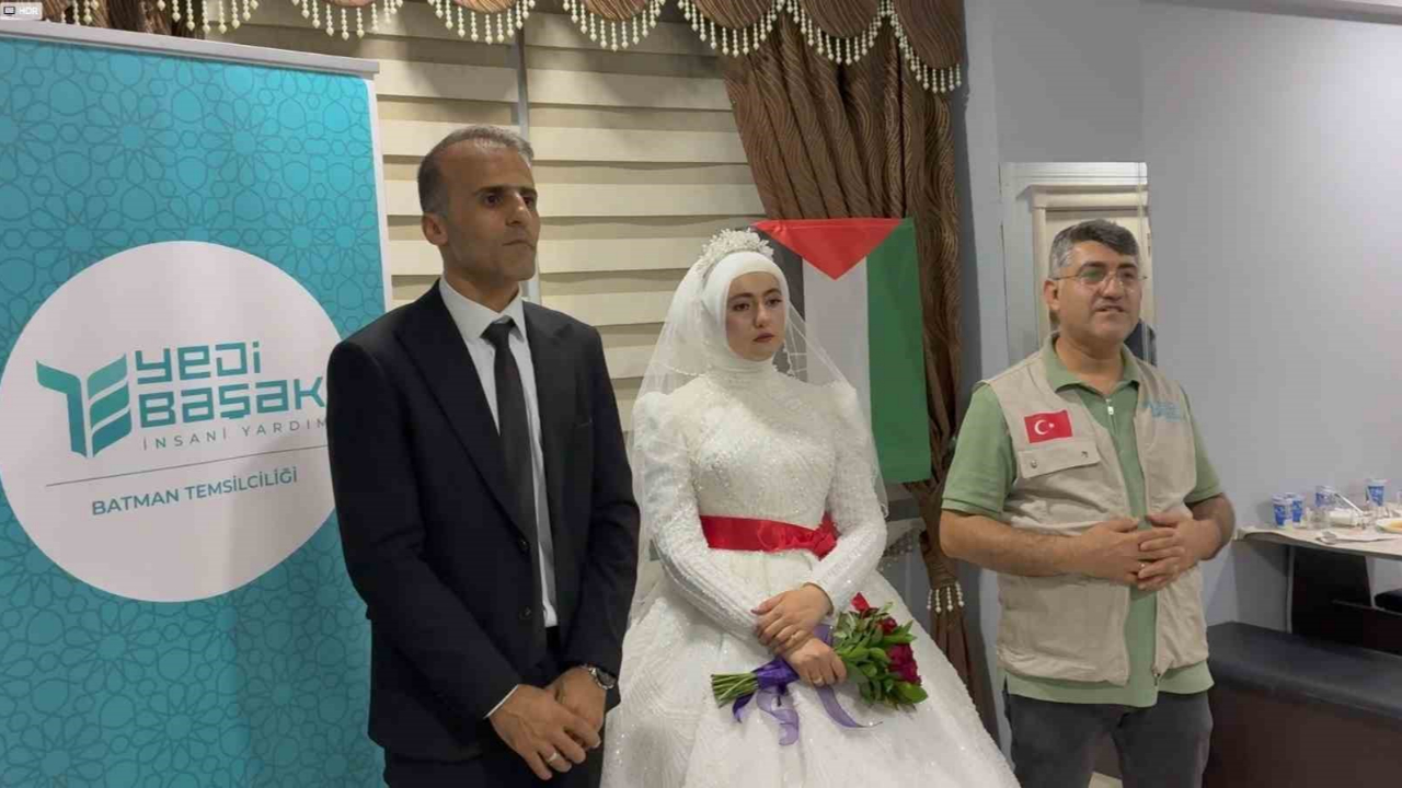 Düğün Sofralarını Gazze İle Paylaştılar