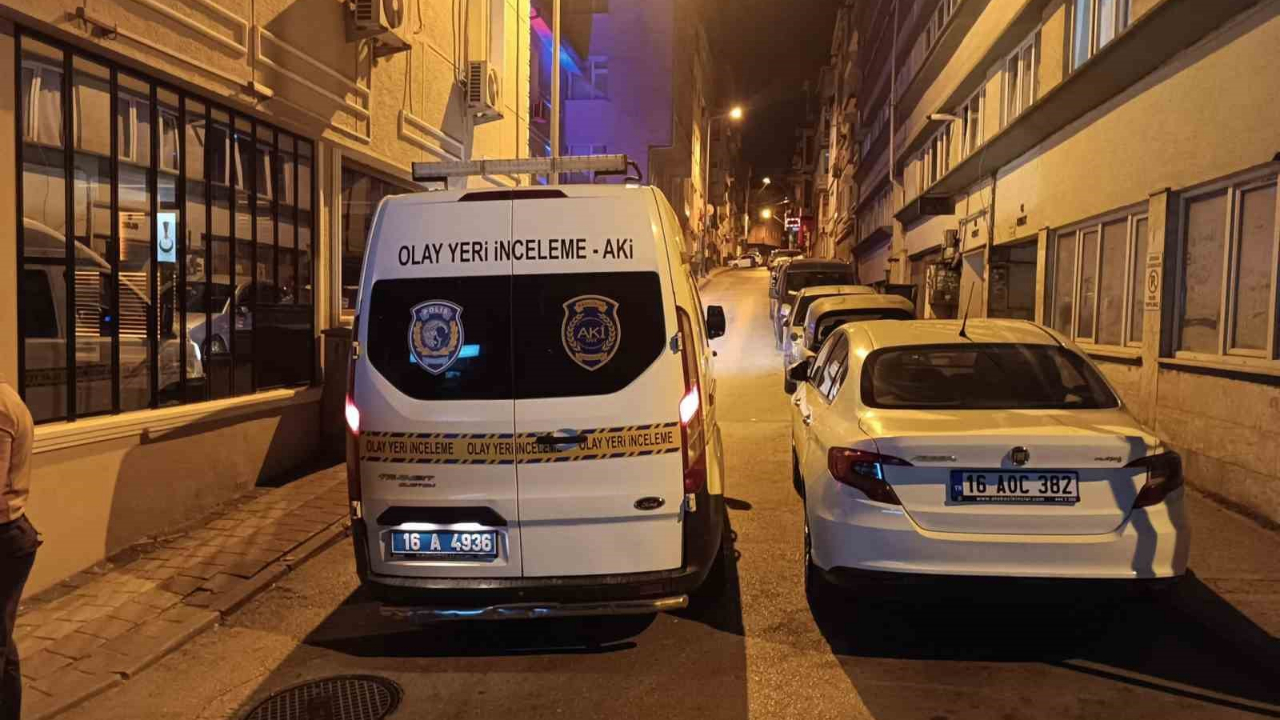 Önce Silahlar, Sonra Bıçaklar Çekildi: 2 Yaralı