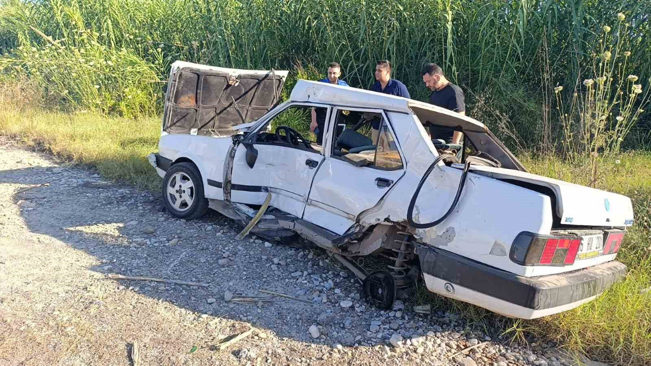 Feci Kaza:Otomobil Hurdaya Döndü,Sürücü Yaralı