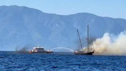 Bodrumda Yanarak Batan Ahşap Tekne Korkulu Anlar Yaşattı