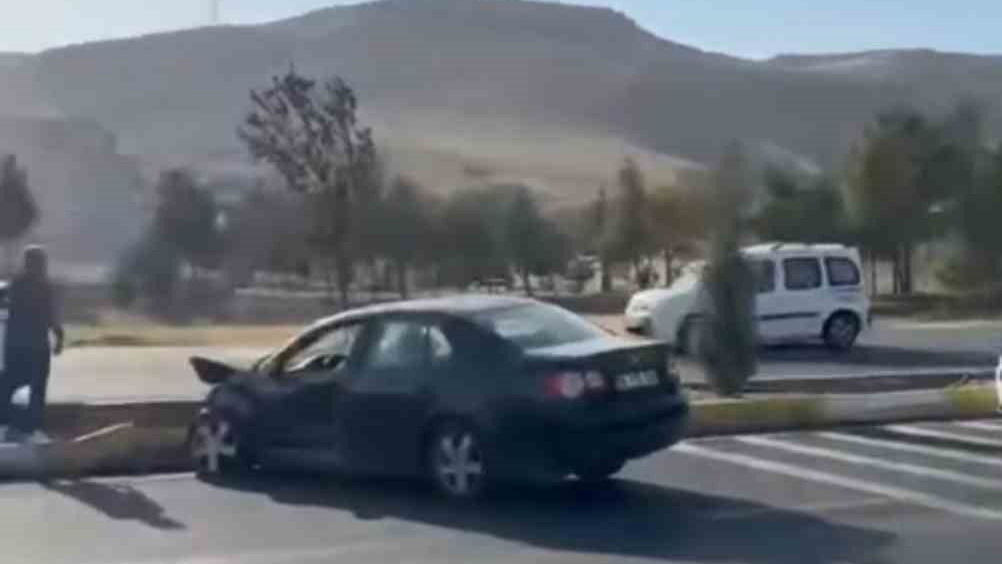 Trafik Kazası: 2 Yaralı