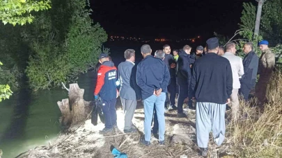 Serinlemek İçin Baraja Girdi Cansız Bedenine Ulaşıldı