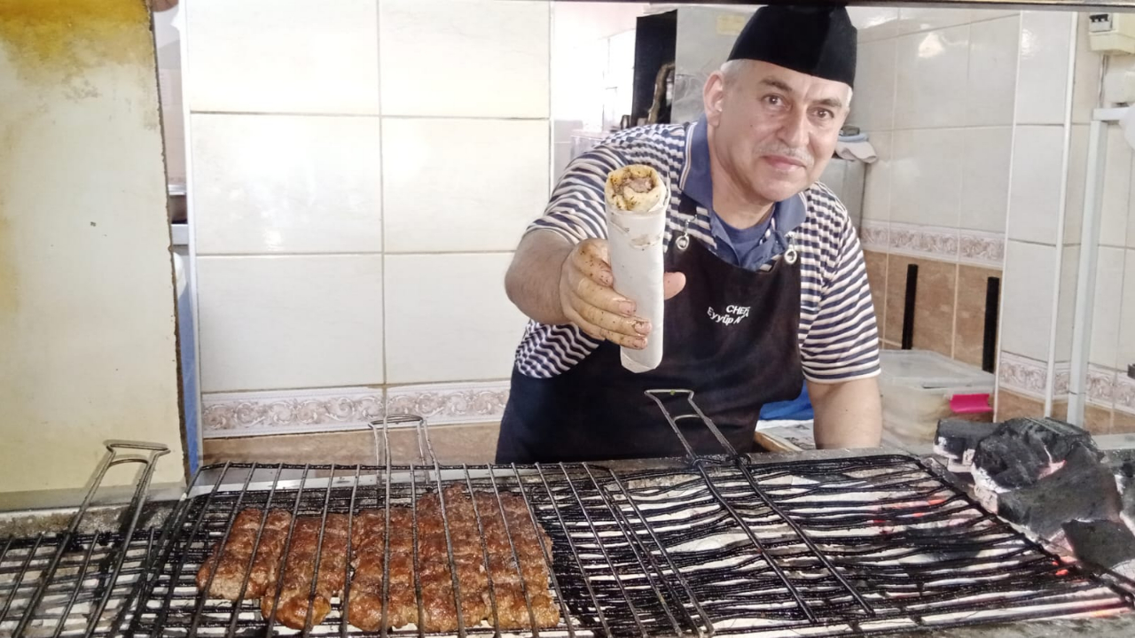 Değişmeyen Lezzet:KÖFTECİ BOMBA