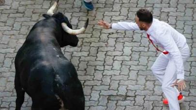 İspanya'da Boğa Güreşlerinde :8 Kişi Yaralandı