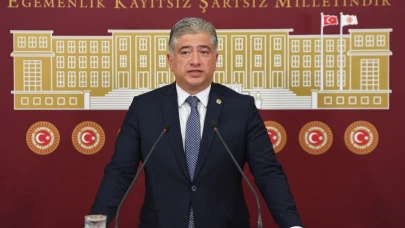 Kısacık, Emeklilerin Sesi Oldu:''Ölüm Sınırında Maaş Alıyorlar!''