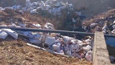 Tır Kazası:Baba ve Oğul Hayatını Kaybetti
