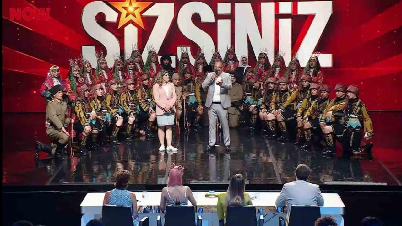 Öğrencilerin Kuvayı Milliye Gösterisi Yarı Finale Kaldı