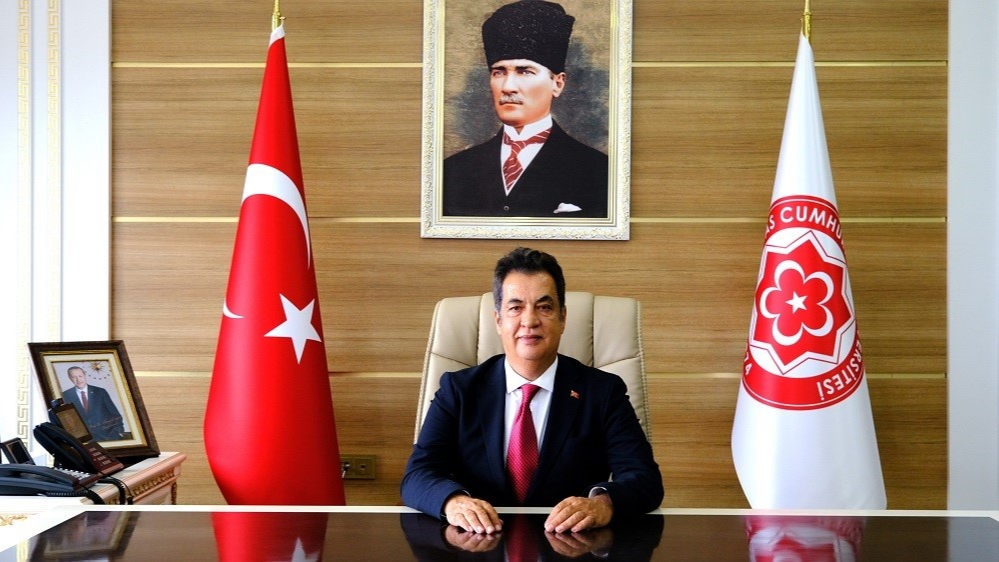 SCÜ Personeli Evlilik Yıl Dönümünde İzinli Sayılacak