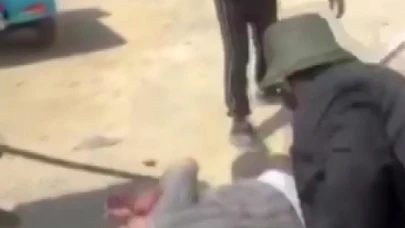 Önce Gençlere Sonra Yaşlı Bir Adama İşkence Etti