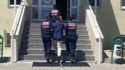Aranan 5 Hükümlü Jandarma Operasyonuyla Yakalandı