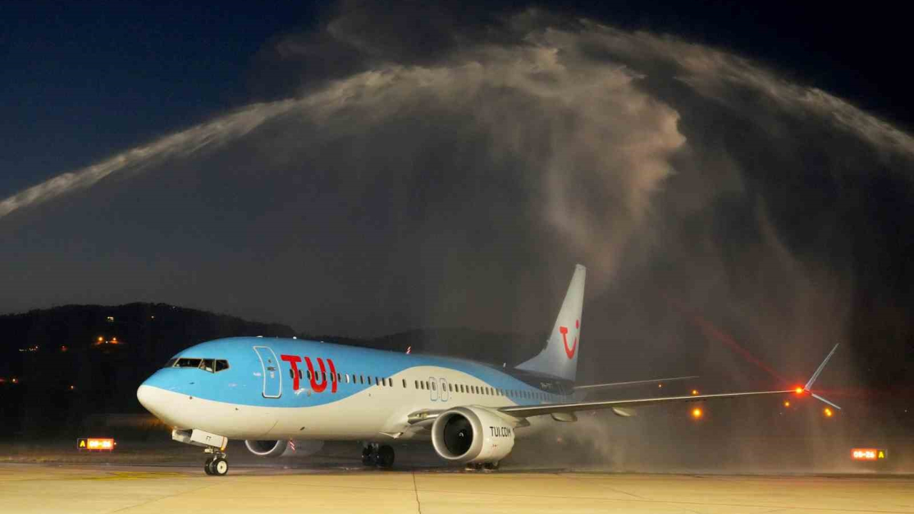 Amsterdam’dan Gazipaşa-Alanya Havalimanı’na İlk Uçuş Gerçekleştirildi