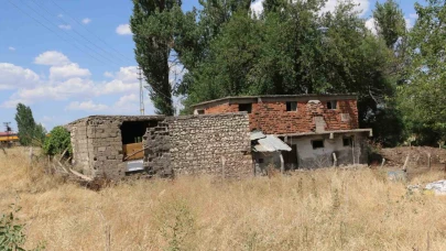 İHA, PKK’nın Kurulduğu Barakayı Görüntüledi