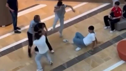 Alış Veriş Merkezin'de Kavga