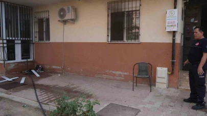 Oğlunun Evini Yaktığını Komşularının Telefonuyla Öğrendi