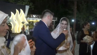 Düğün Pastası 60 Davetliyi Hastanelik Etti