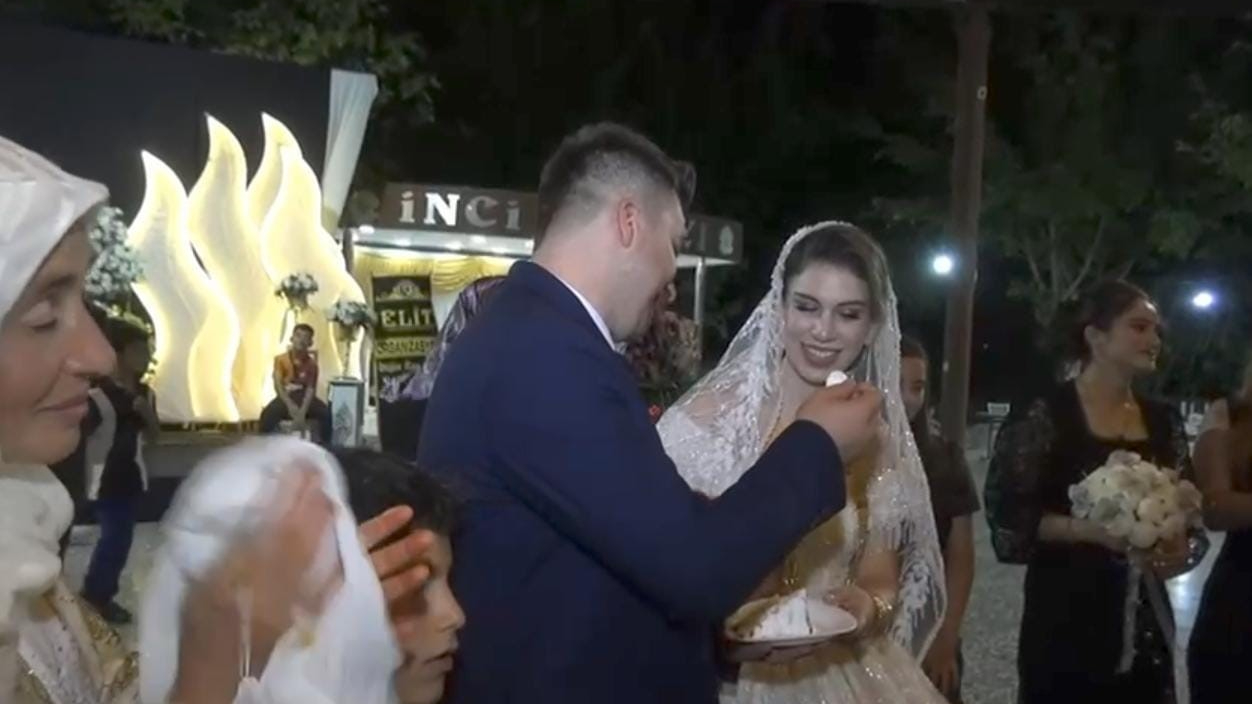 Düğün Pastası 60 Davetliyi Hastanelik Etti