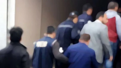 FETÖ Operasyonu: 371 Gözaltı Kararı