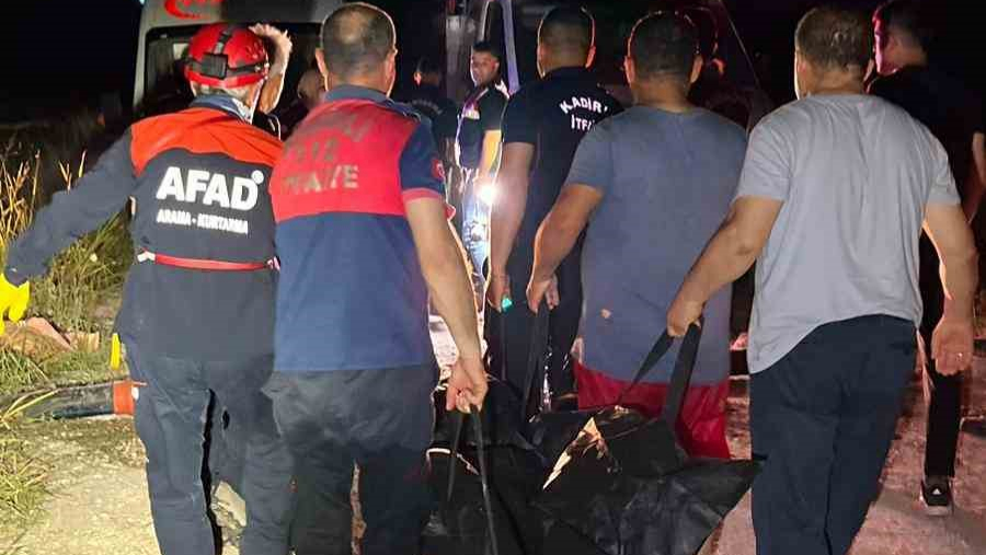 Otomobille Sulama Kanalına Düşen Kişi Boğuldu