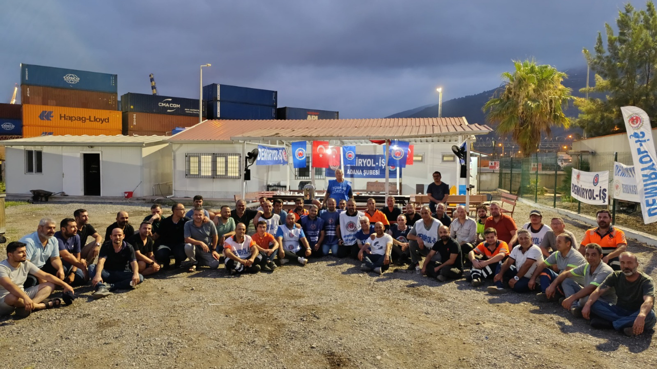 Kamu Çalışanları 1 Günlük İş Bırakıyor