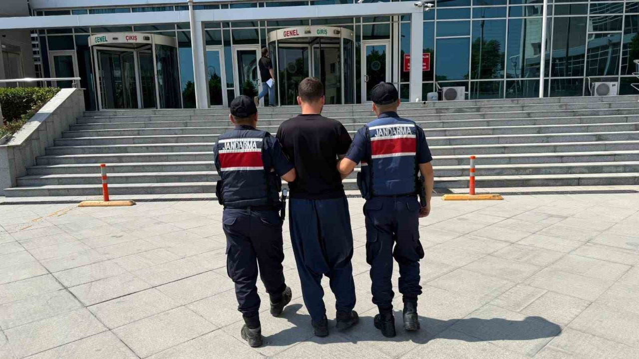 Kasten Orman Yangını Çıkaran Şüpheli Jandarma Ekiplerince Yakalandı