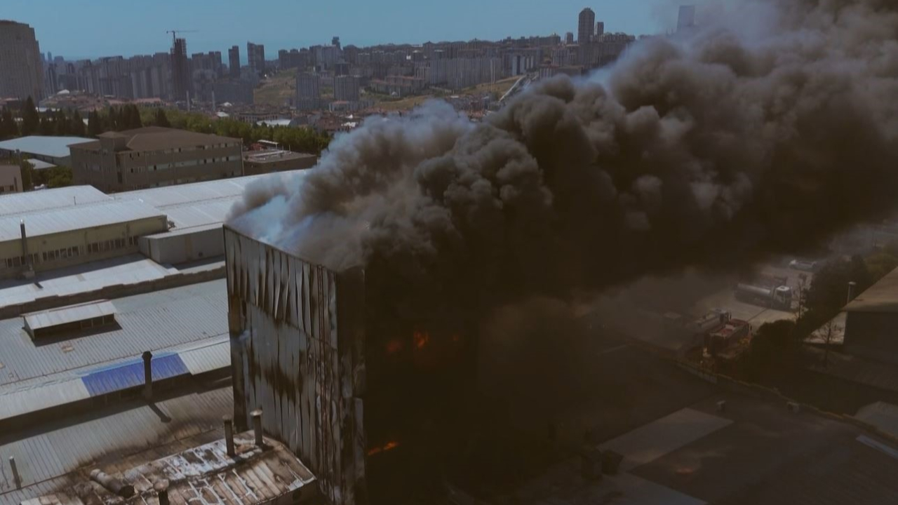 Tekstil Fabrikasında Korkutan Yangın