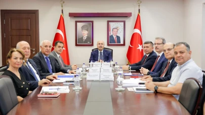 Karaisalı’da Tavuk Çiftlikleriyle İlgili Kritik Toplantı:Yeni Kısıtlamalar Yolda