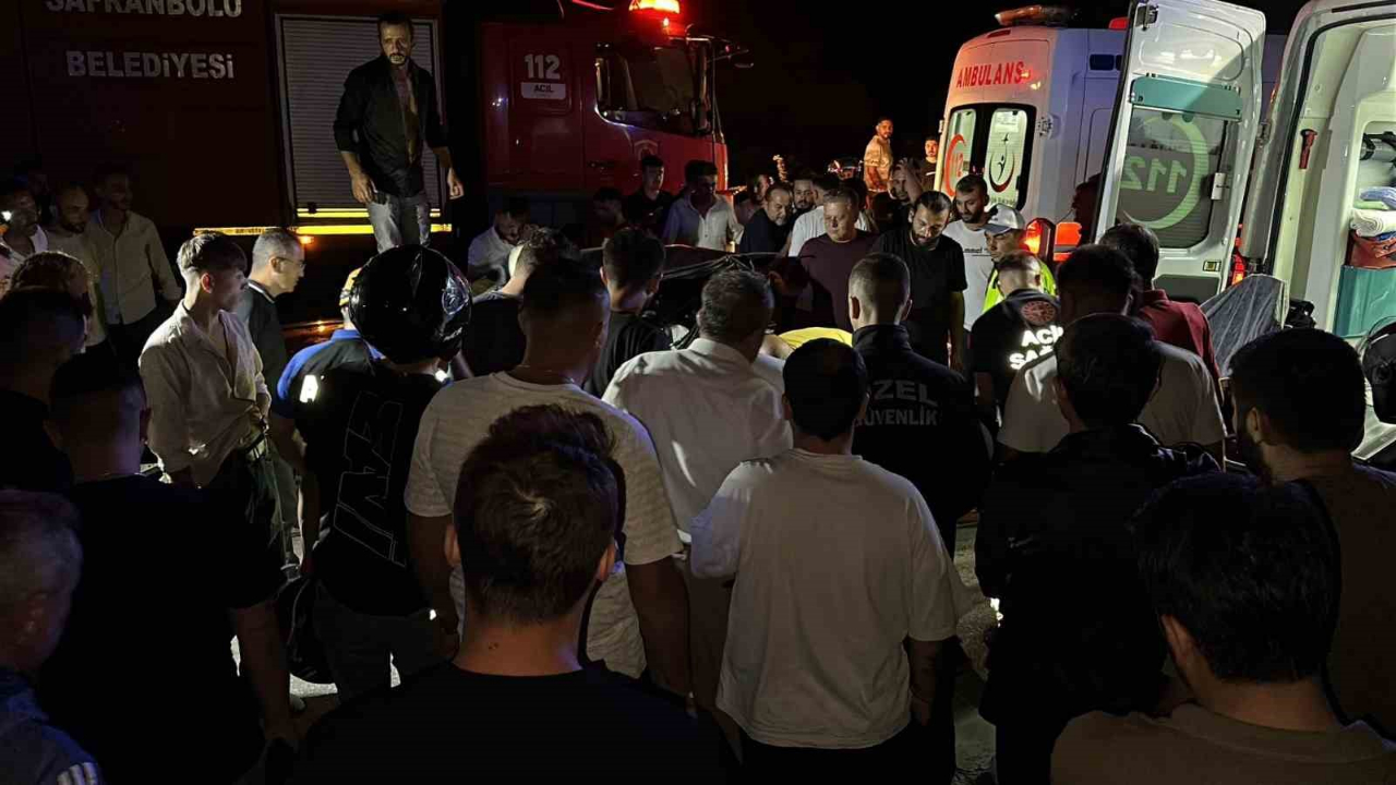 İki Otomobil Çarpıştı: 1 Ölü, 1 Yaralı