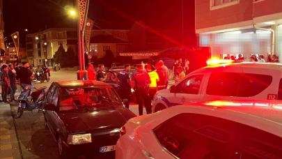 14 Yaşındaki Çocuğun Ayağının Üzerinden Otomobil Geçti