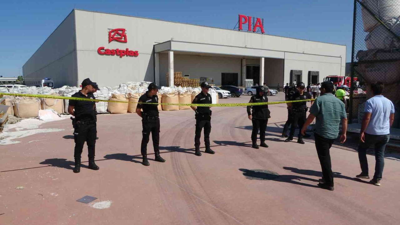 Akrilik Plaka Fabrikasında Patlama: 3 Yaralı