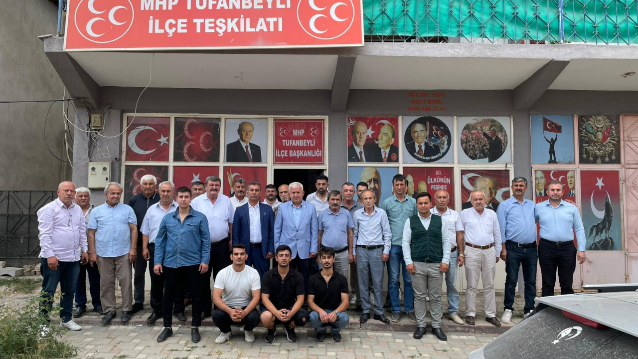 MHP Tufanbeyli'de Bayrak Aytekin Alcı'da