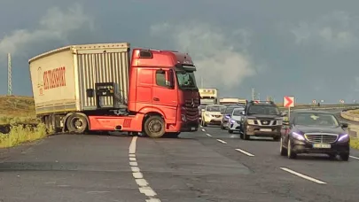 4 Kilometrelik Kuyruk Oluştu