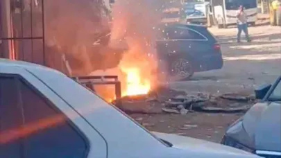 Altyapı Kazısında Elektrik Kabloları Patladı