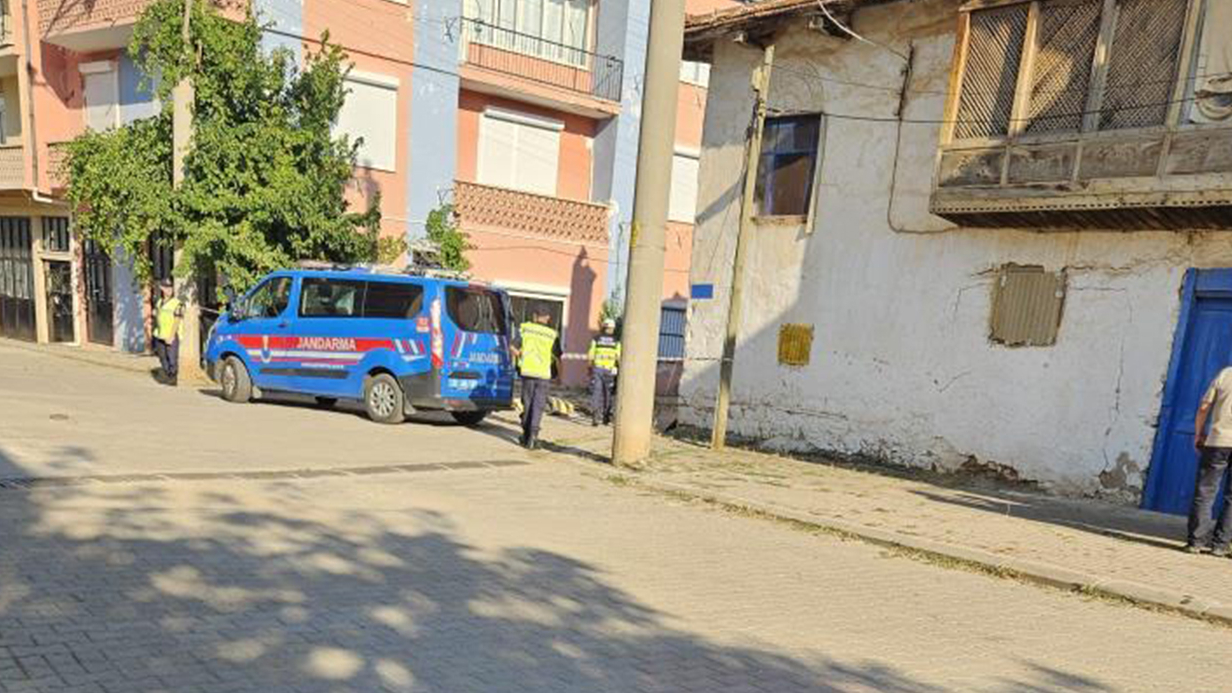 Miras Kavgasında Kan Aktı: 1 Ölü, 1 Ağır Yaralı
