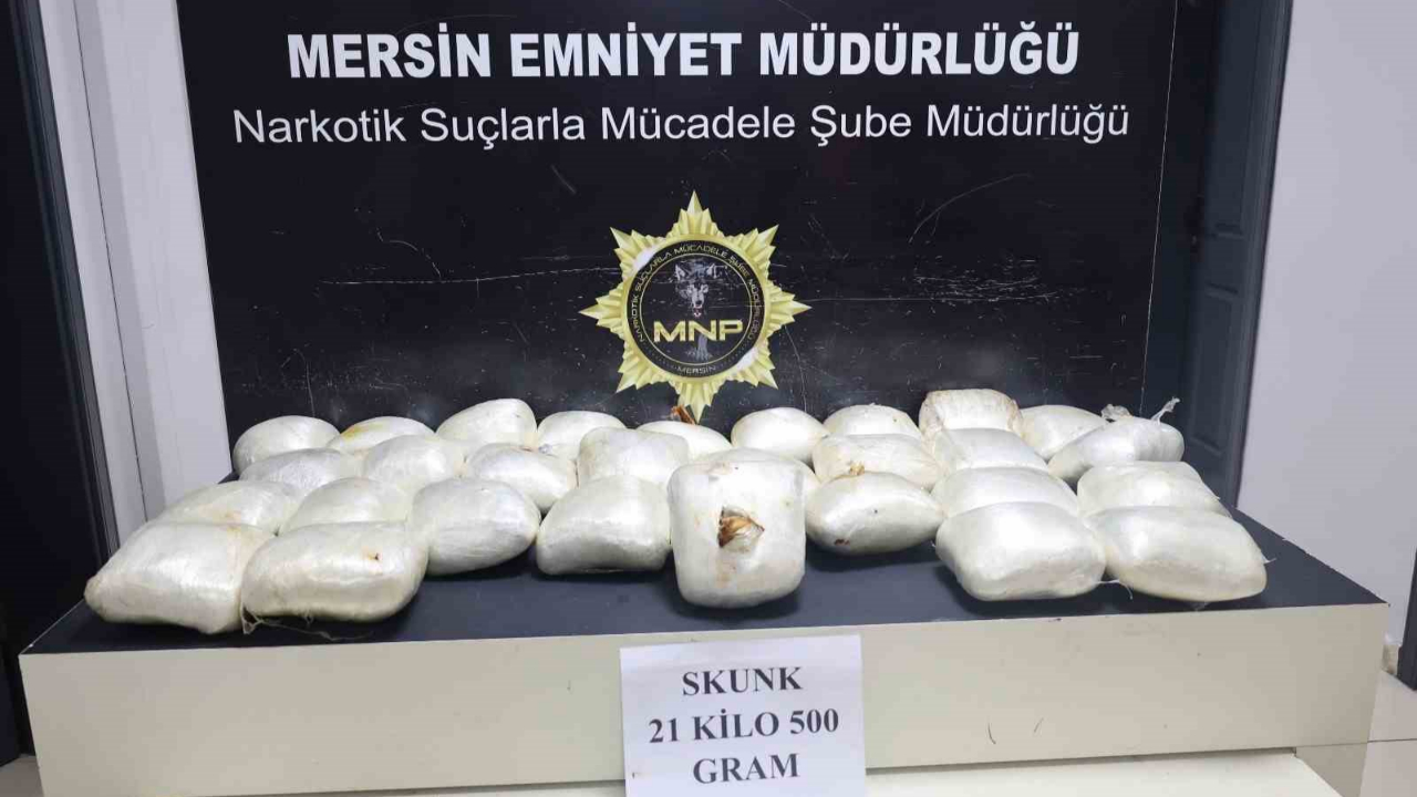 Zulalanmış 21.5 Kilo Uyuşturucu Ele Geçirildi