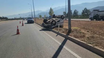 Ters Dönen Otomobilin sürücüsü Yaralandı