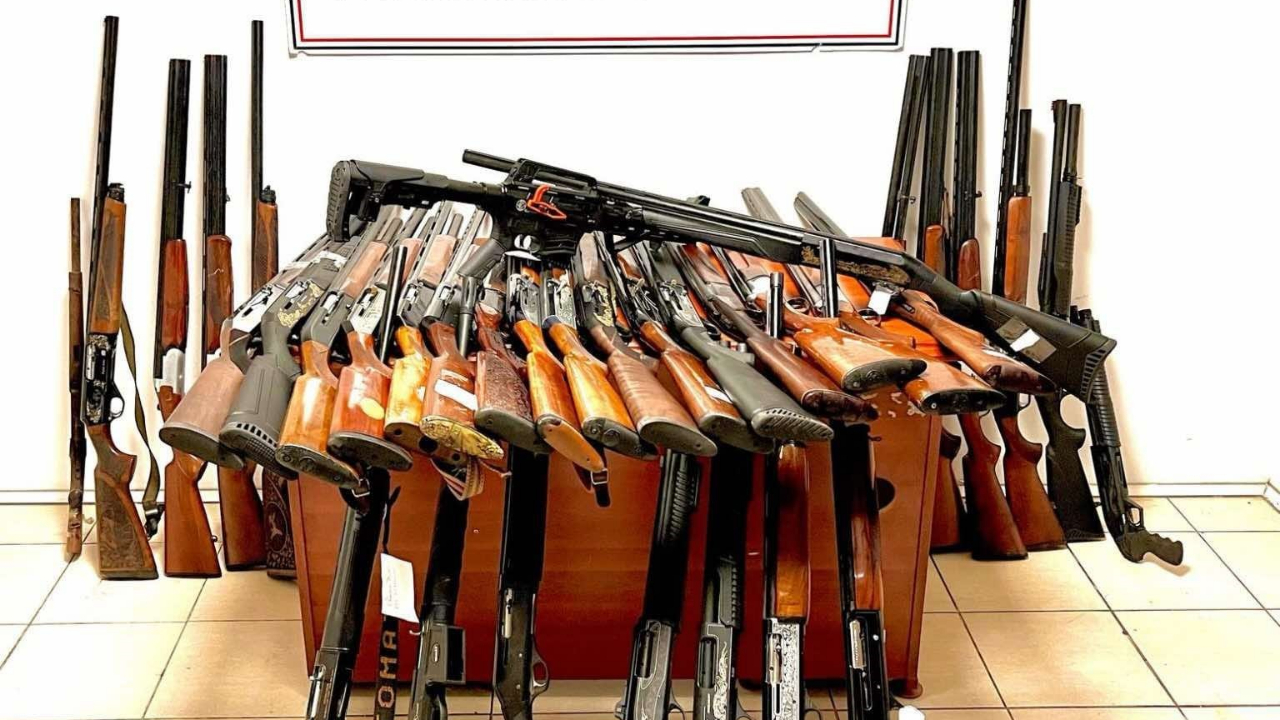 Silah Operasyonu: 37 Tüfek Ele Geçirildi