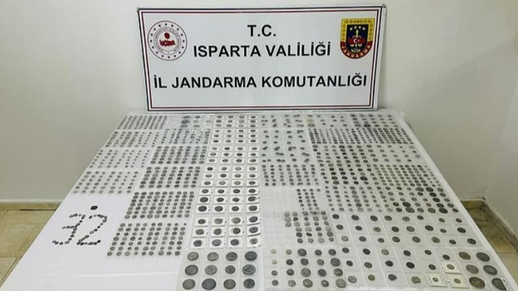 Tarihi Eser Operasyonu: Bin 155 Sikke Ele Geçirildi