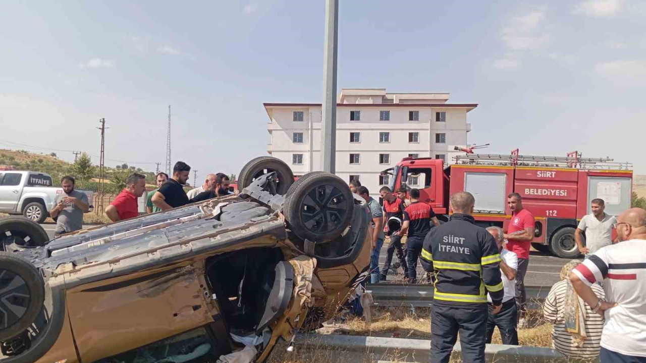 Otomobil Ve Pikap Çarpıştı: 3 Yaralı