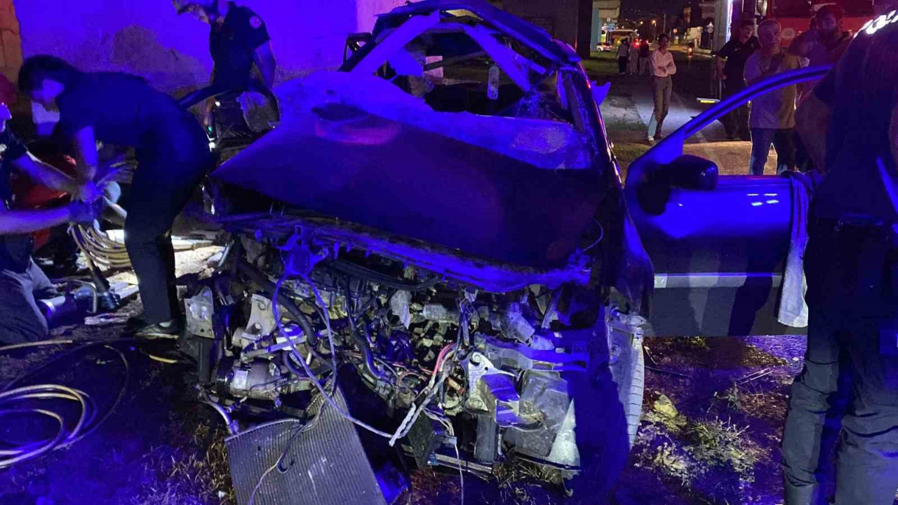 Ağır Yaralanan Sürücü, Yaşam Savaşını Kaybetti