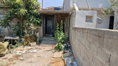 Annesini Döverek Öldürdü, ’Bayıldı’ Diye Yardım İstedi