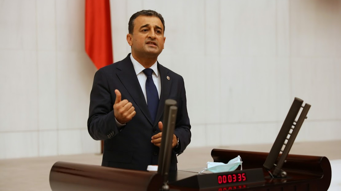 Bulut, Seyitgazi'deki Orman Yangınını Meclise Taşıdı:''Mücadele Kapasitesi Yetersiz!''